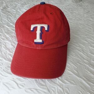Texas Rangers Hat/Cap. Embroidered Logo. Buckle Strap.